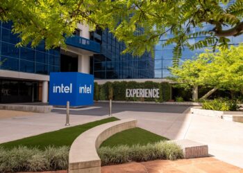 U.S. Government Injects $8.9 Billion into Intel, Acquires 9.9% Passive Stake